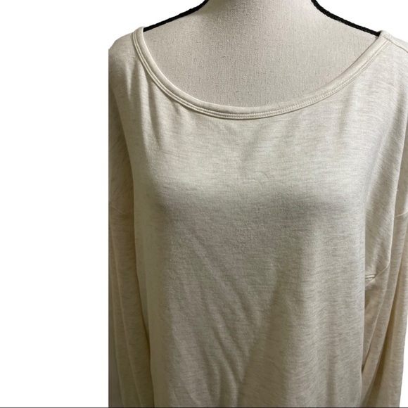 Anthropologie MTWTFSS 96 % Rayon Sweatshirt Size large - Picture 2 of 9